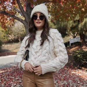 Zara Chunky Cream Cable Knit Sweater